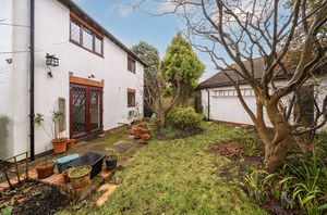 Photo 4- click for photo gallery